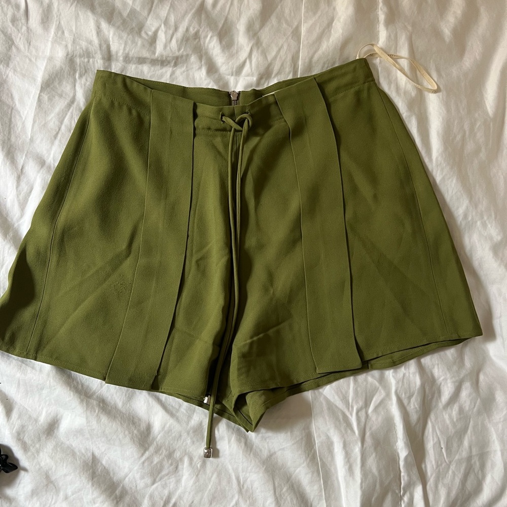 High Waist Green Shorts with Pleated Front